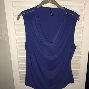 Women’s sleeveless zipper shoulder